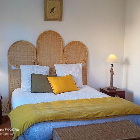 Bed and Breakfast Le Champ De L'Eau Crecy-la-Chapelle Exterior foto