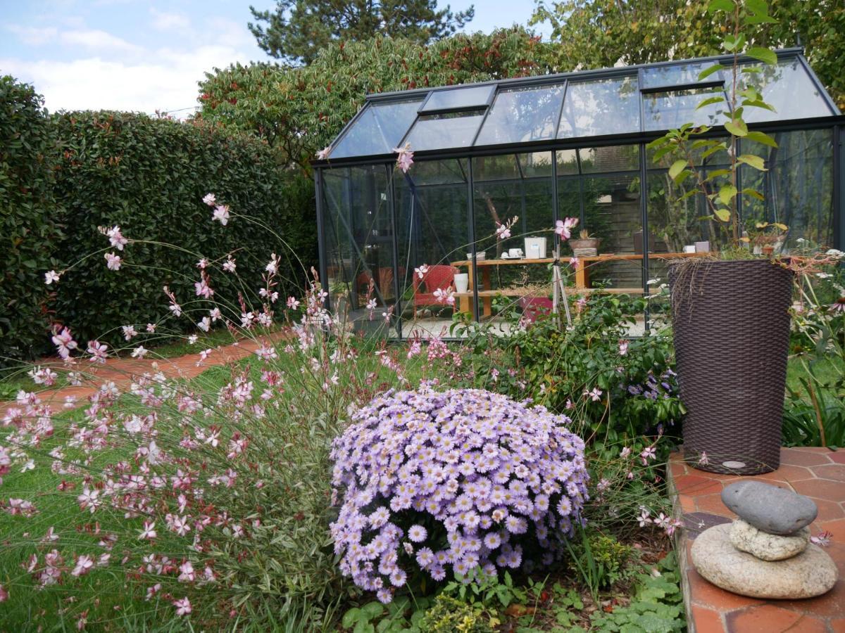 Bed and Breakfast Le Champ De L'Eau Crecy-la-Chapelle Exterior foto