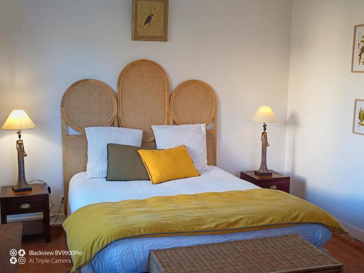 Bed and Breakfast Le Champ De L'Eau Crecy-la-Chapelle Exterior foto