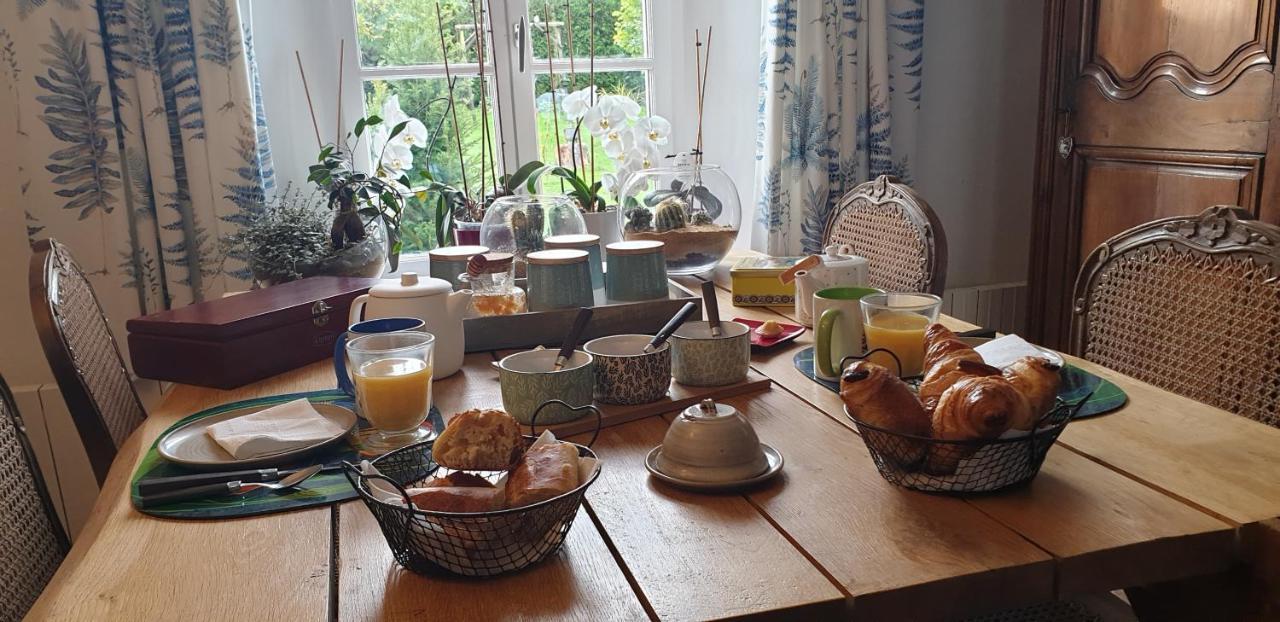 Bed and Breakfast Le Champ De L'Eau Crecy-la-Chapelle Exterior foto